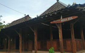 Homestay Mbah Mul